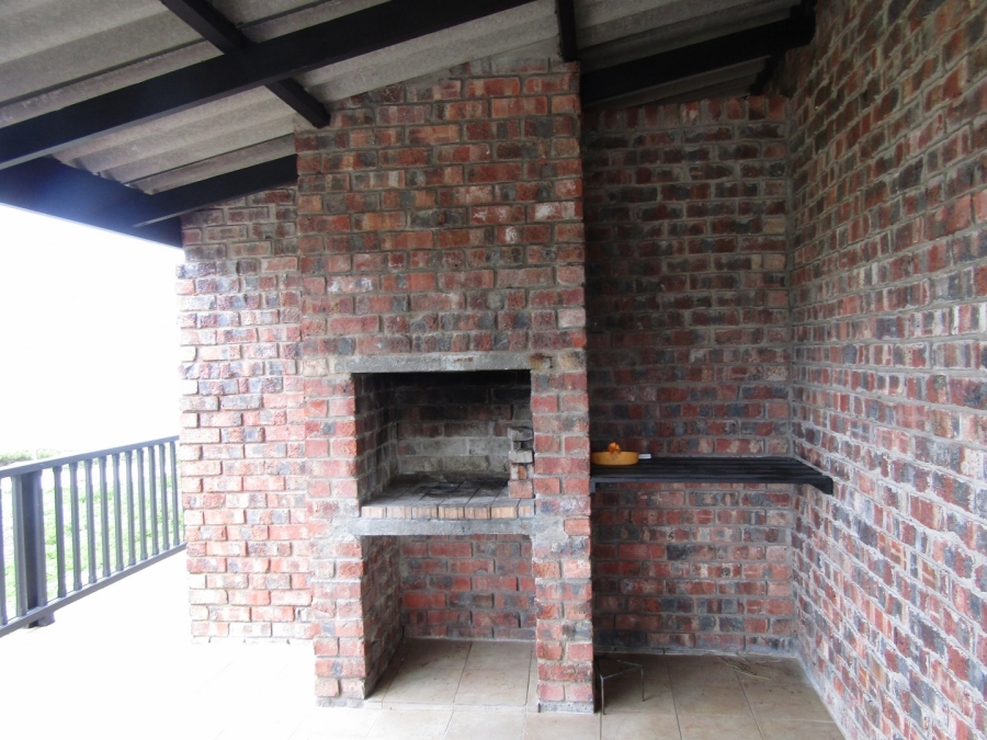 6 Bedroom Property for Sale in Oyster Bay Eastern Cape